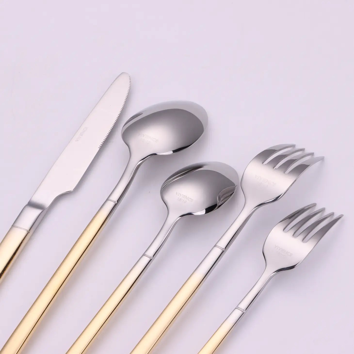 20 Pc Silver Flatware with Gold Handles, Service For 4 Cutlery High Class Touch - Home Decor 