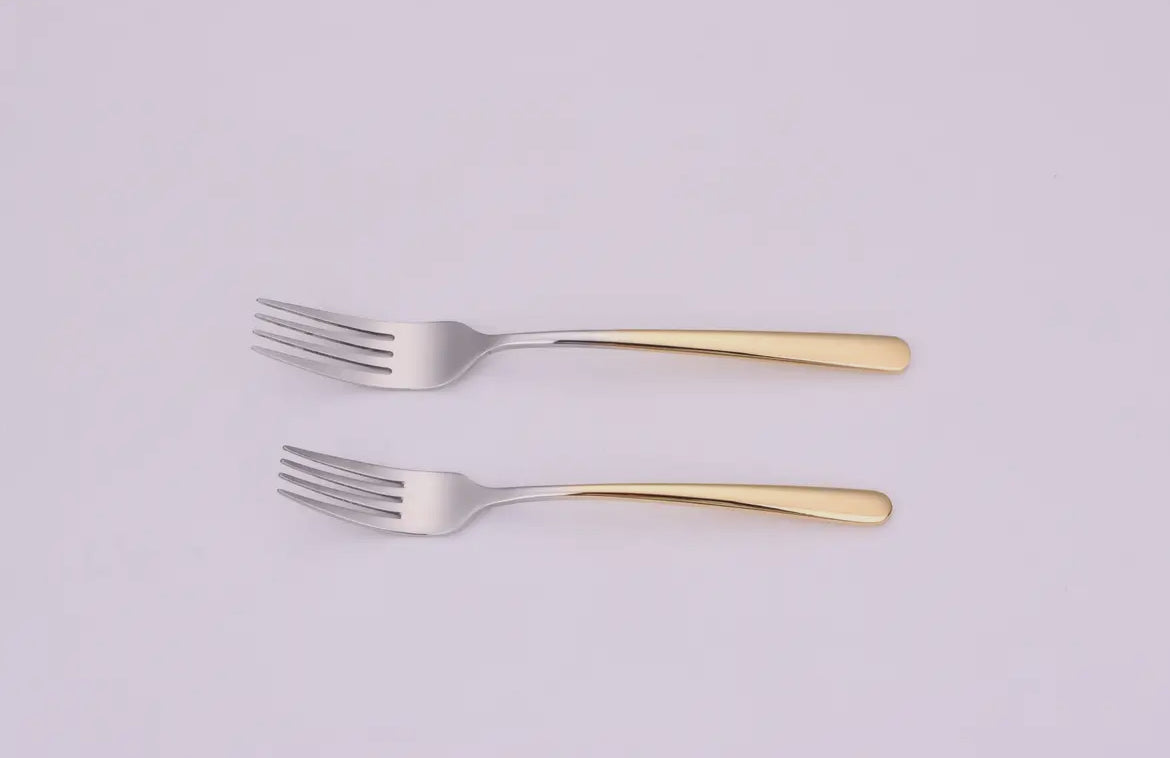 Silver with Gold Handle 20 Pc Cutlery Set, Service For 4