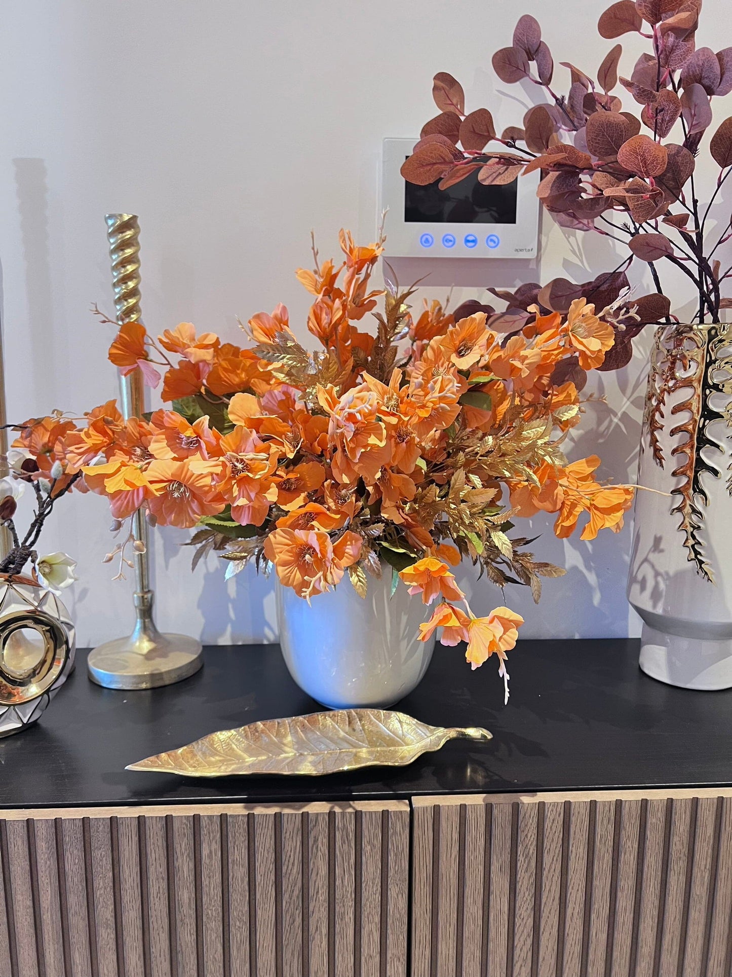 Faux Autumnal Narcissus Magnolia arrangement Artificial Flora High Class Touch - Home Decor