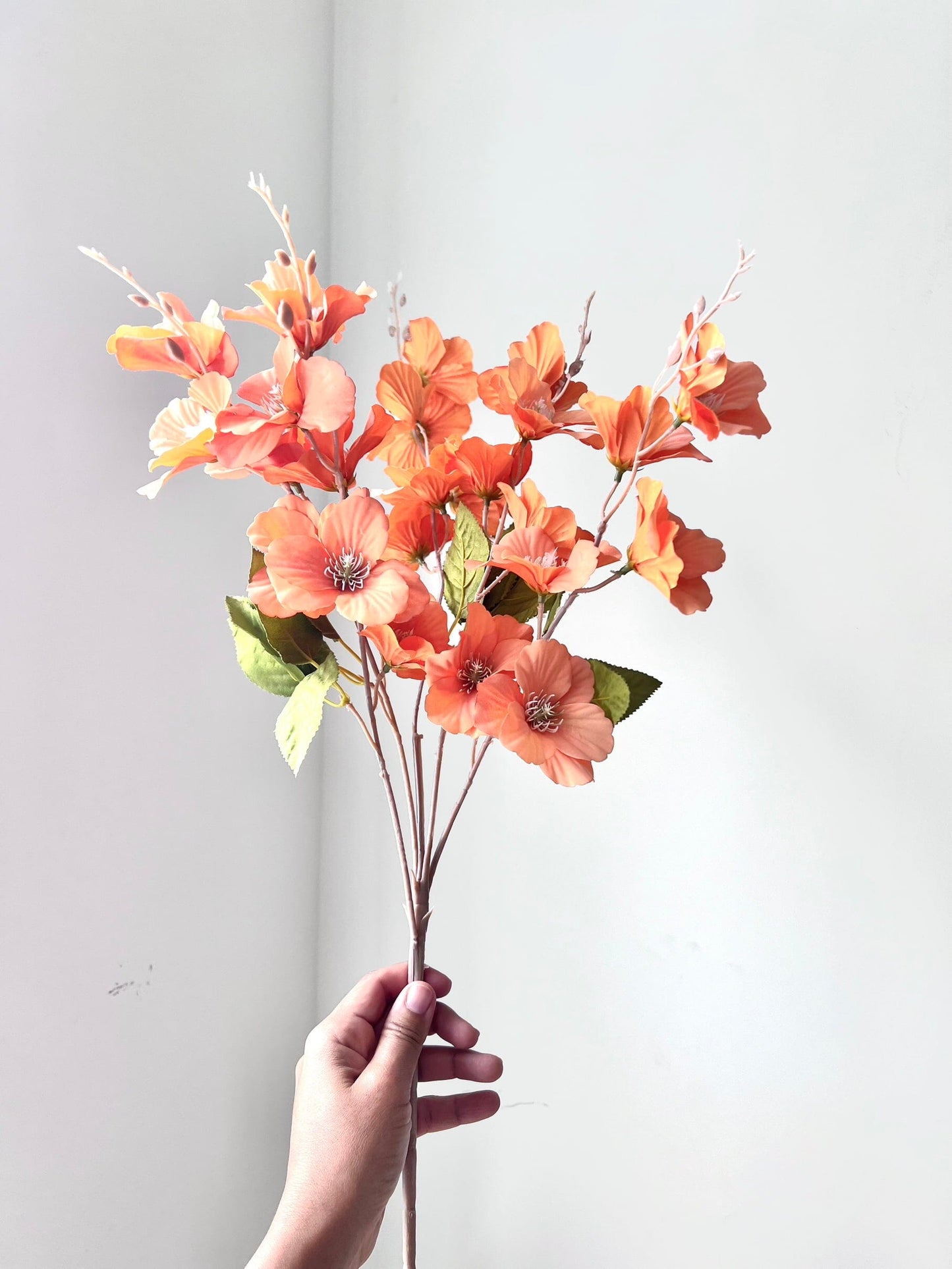 Faux Autumnal Narcissus Magnolia arrangement Artificial Flora High Class Touch - Home Decor Additional Narcissus Unit