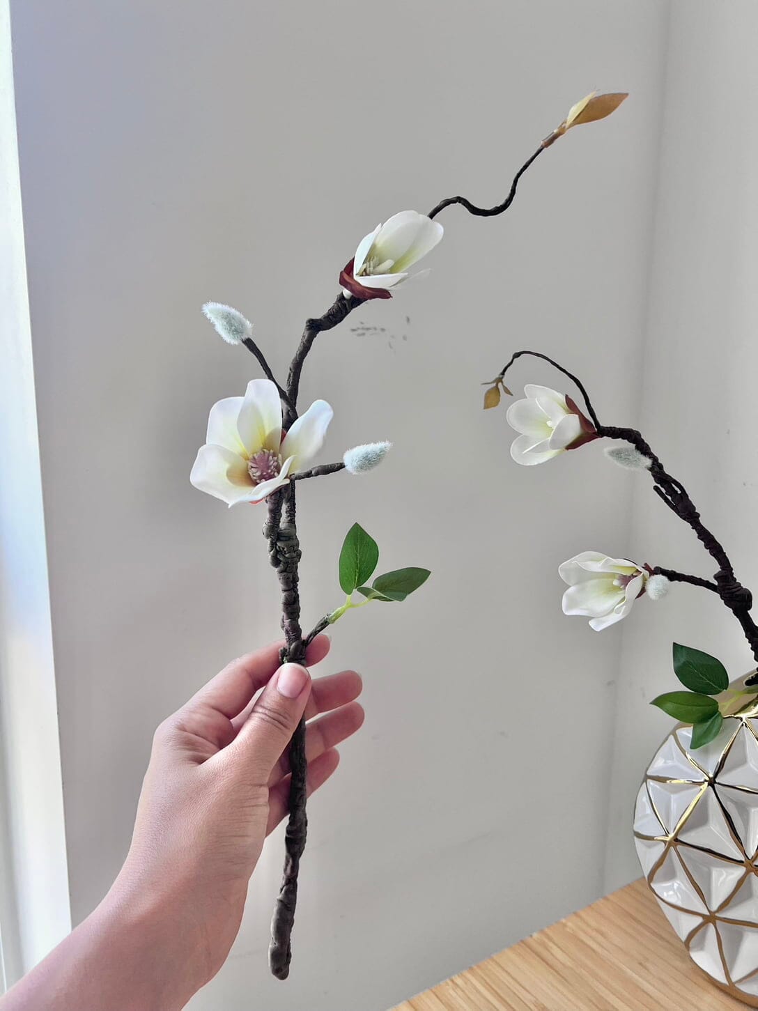 Faux Magnolia Flowers Arrangement Artificial Flora High Class Touch - Home Decor Each additional Unit