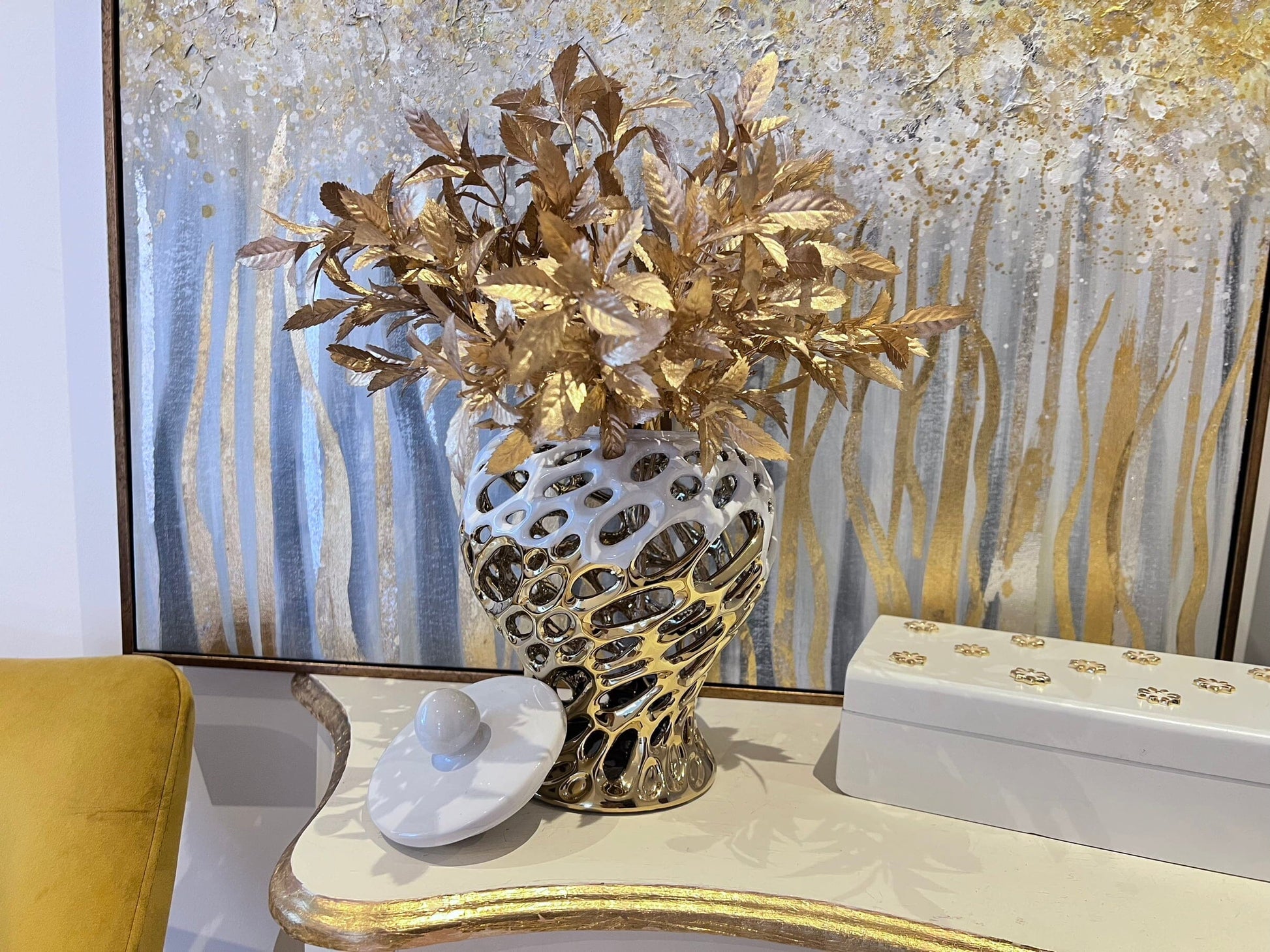 Gold and White Design Ginger Jar Medium GingerJar High Class Touch - Home Decor