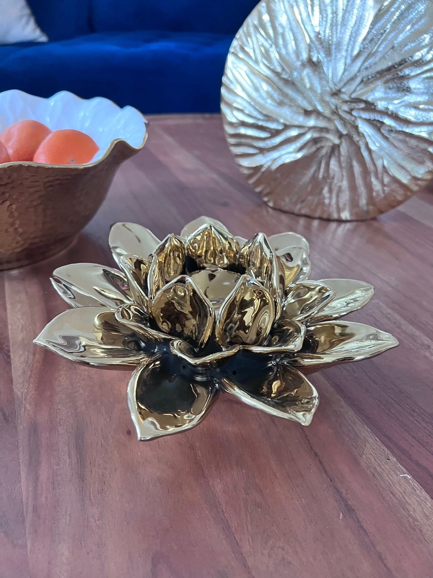 Gold Flower Shaped Tealight Holder Candle Holders High Class Touch - Home Decor