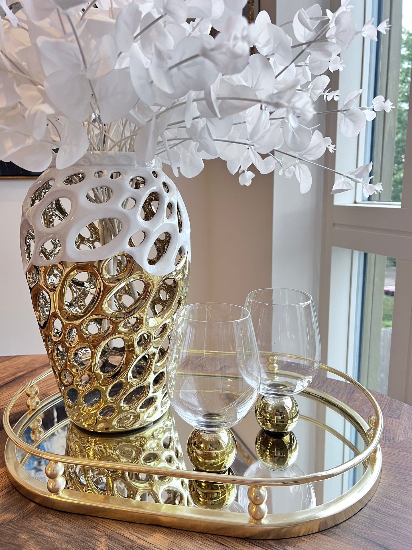Porcelain Vase with Gold and White Insert Design Vases High Class Touch - Home Decor