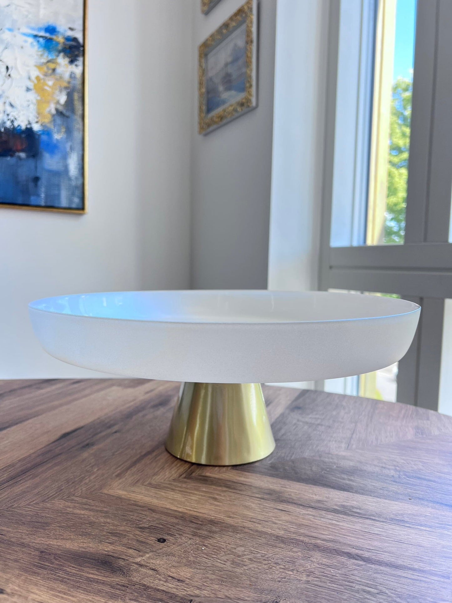 White Glass Cake Plate On Gold Pedestal Cake Stands High Class Touch - Home Decor