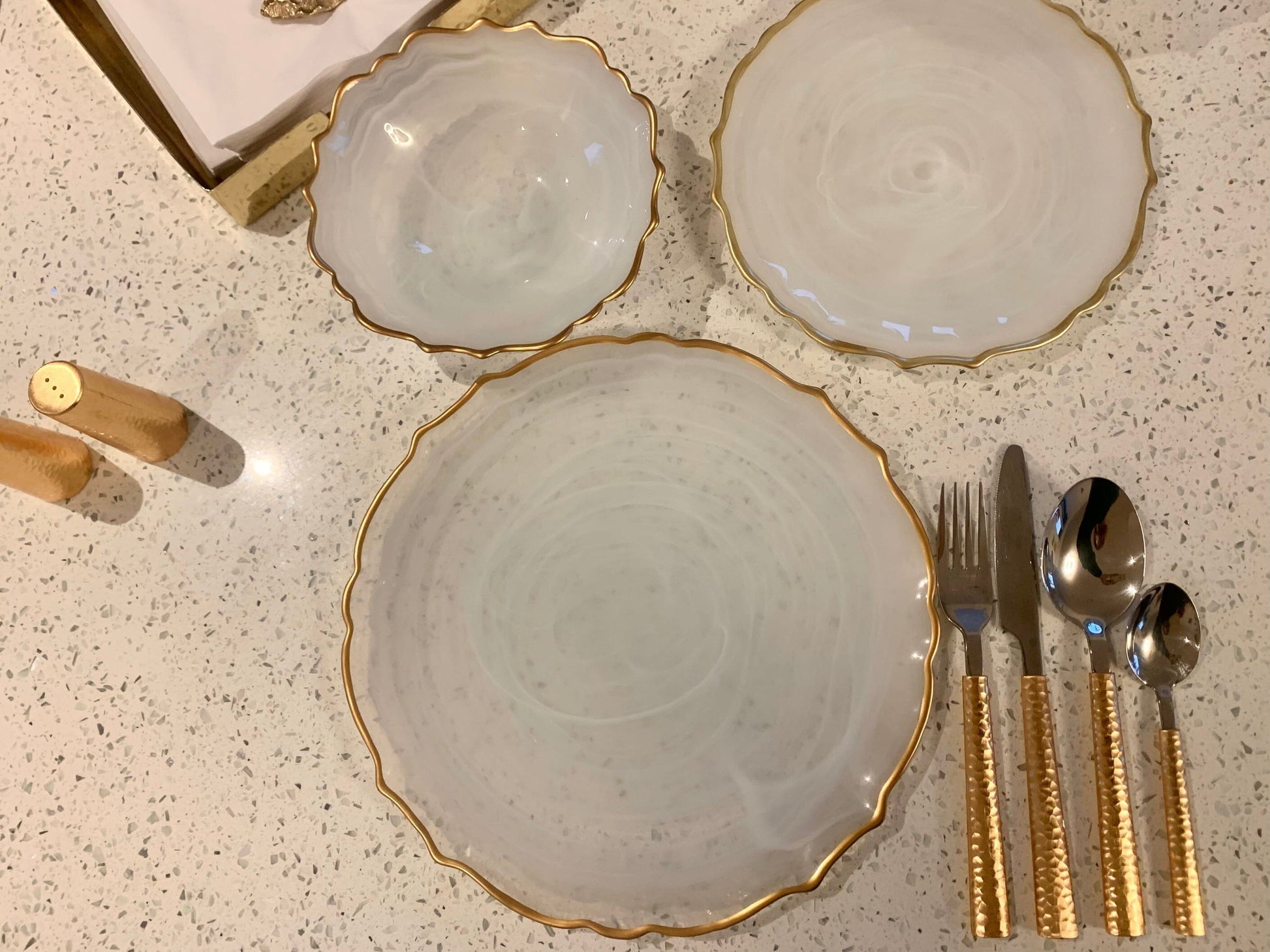 11"D Set Of 4 Alabaster White Dinner Plates with Gold Trim Plates High Class Touch - Home Decor 