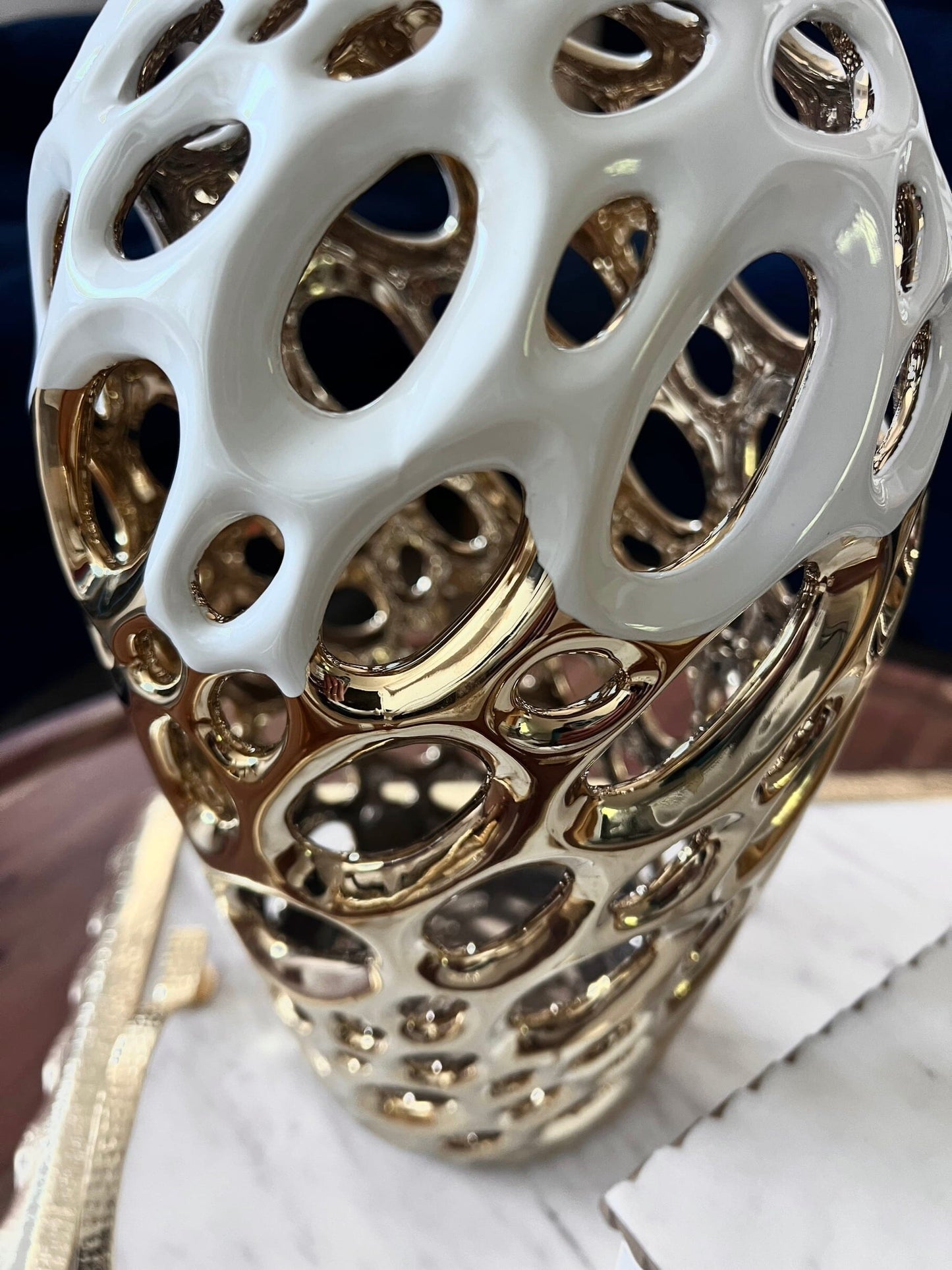 detailed white gold vase with insert design