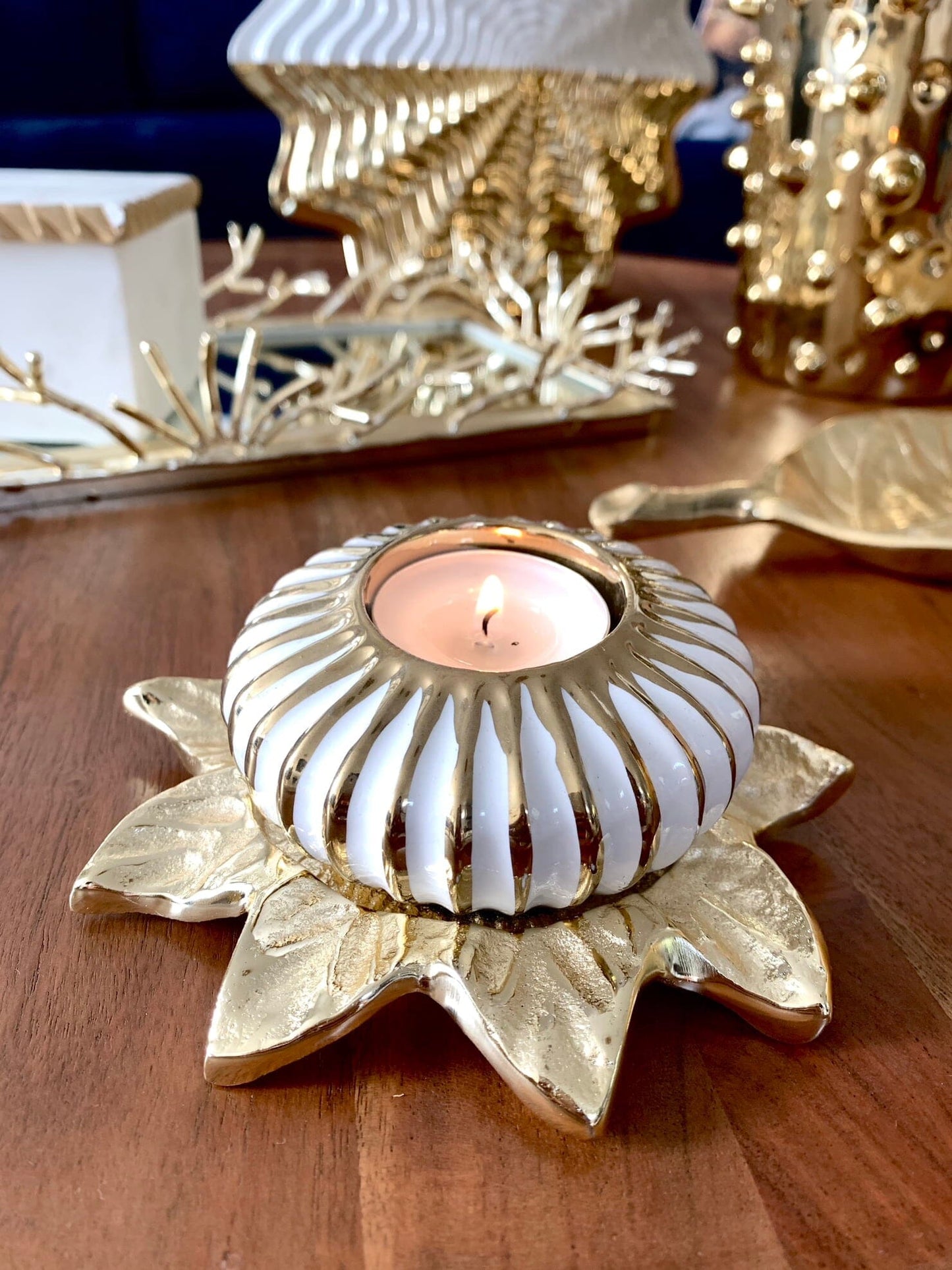 Gold Sunflower Shaped Candle Coaster Coasters High Class Touch - Home Decor 