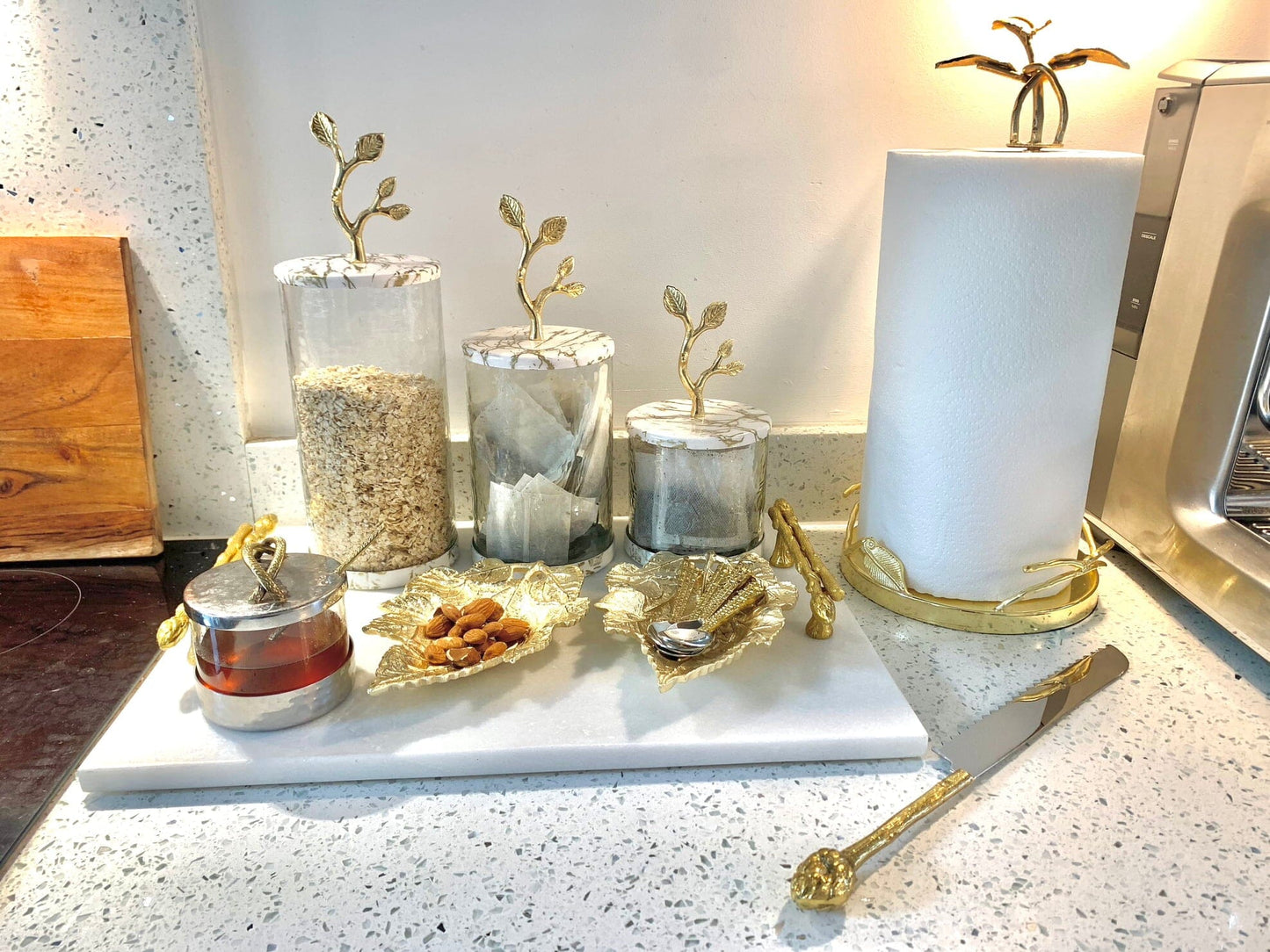 Stainless Steel Paper Towel Holder with Gold Leaf Design Kitchen roll holder High Class Touch - Home Decor