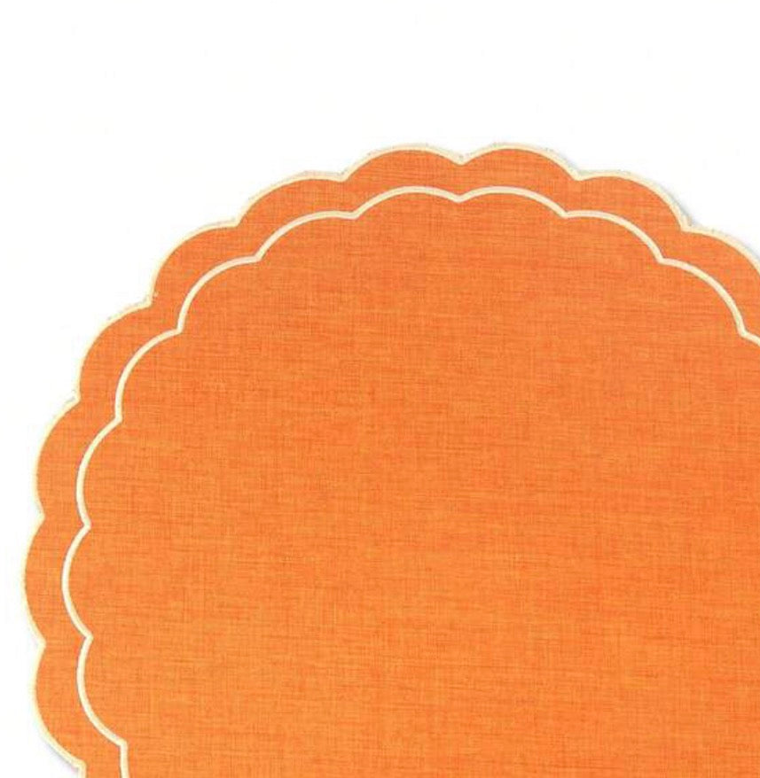 Scalloped Round Table Placemats Set of 4