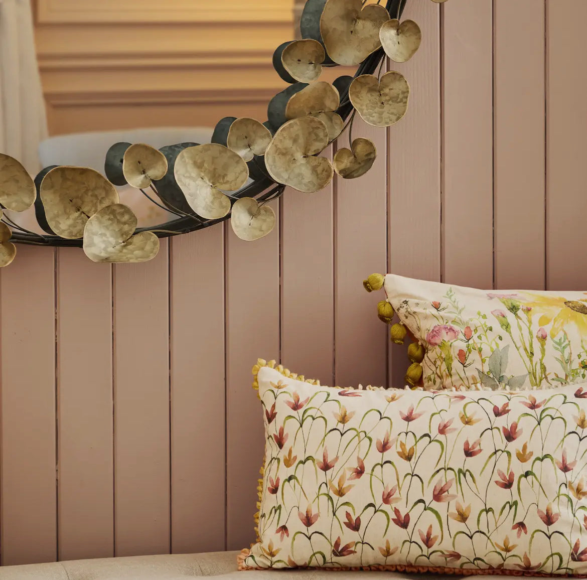 Leaves Frame Antique Wall Mirror