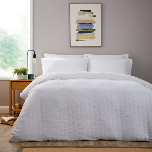 White Microfibre Duvet Cover Set with Pillowcases