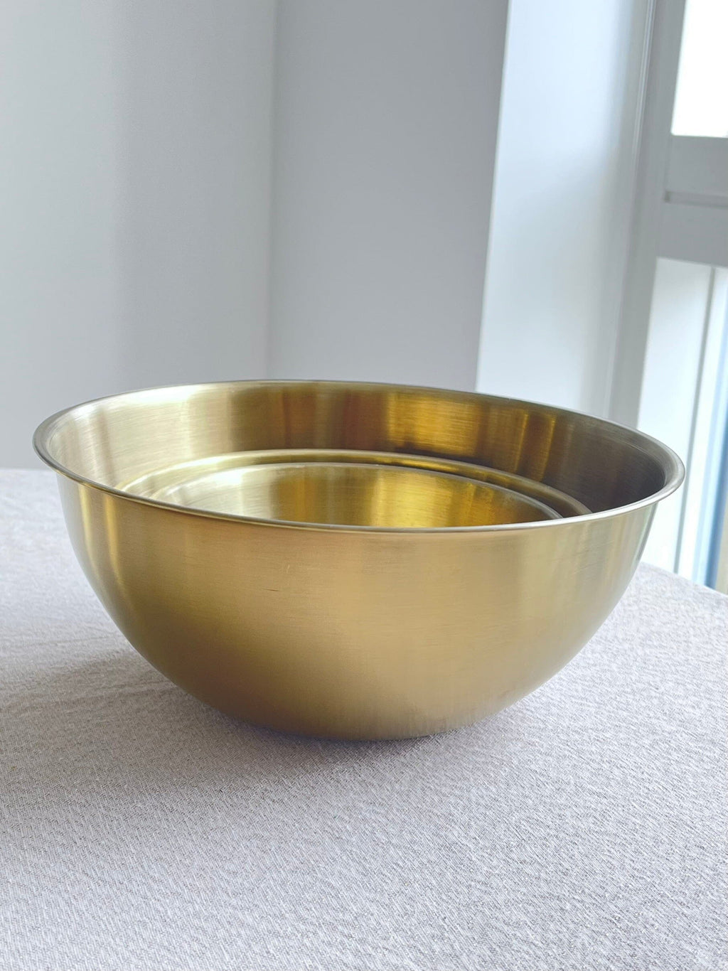 Set of 3 Stainless Steel Gold Mixing Bowls Serving Bowls High Class Touch - Home Decor 