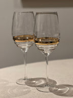 Set of 6 Glasses with Linear Design and Gold Stripe - High Class Touch