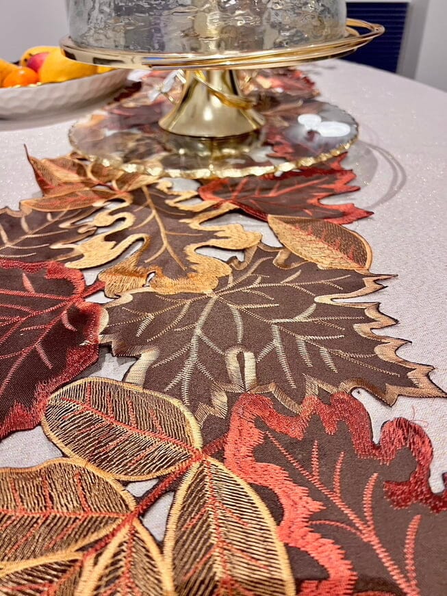 Autumnal Leaf Table Runner Table Runner High Class Touch - Home Decor 