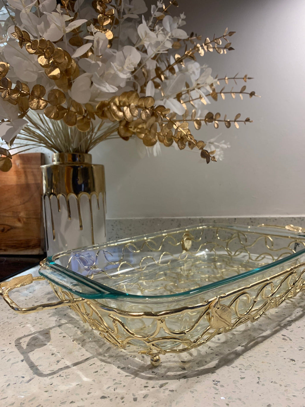 Rectangular Serving Pyrex Holder with Leaf Design Pyrex High Class Touch - Home Decor 