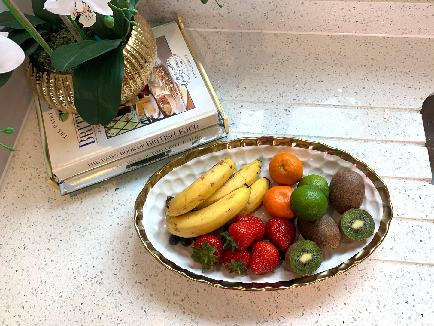 White Oval Tray with Gold Rim 15.25" x 9.5" Plates High Class Touch - Home Decor 